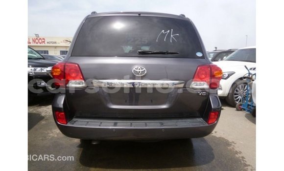 Sayi Imported Toyota Land Cruiser Other Mota in Import - Dubai a Maseru Sayi Imported Toyota Land Cruiser Other Mota in Import - Dubai a Maseru