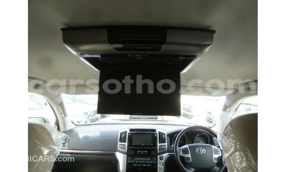 Sayi Imported Toyota Land Cruiser Other Mota in Import - Dubai a Maseru Sayi Imported Toyota Land Cruiser Other Mota in Import - Dubai a Maseru