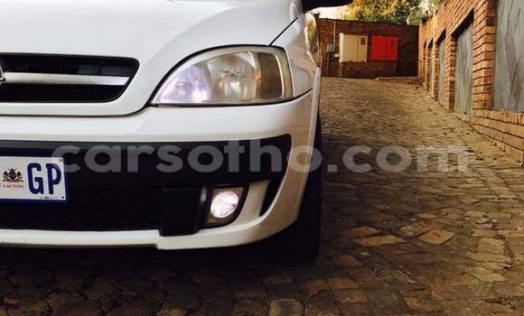 اشتري مستعمل Opel Corsa Silver سيارة في Maseru في Maseru اشتري مستعمل Opel Corsa Silver سيارة في Maseru في Maseru