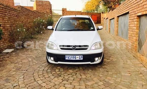 اشتري مستعمل Opel Corsa Silver سيارة في Maseru في Maseru اشتري مستعمل Opel Corsa Silver سيارة في Maseru في Maseru