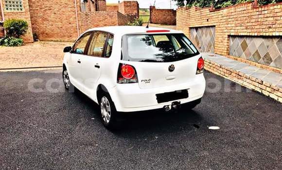 Sayi Na hannu Volkswagen Polo White Mota in Maputsoe a Leribe Sayi Na hannu Volkswagen Polo White Mota in Maputsoe a Leribe