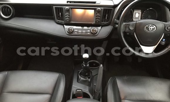 Acheter Occasion Voiture Toyota RAV4 Marron à Hlotse, Leribe Acheter Occasion Voiture Toyota RAV4 Marron à Hlotse, Leribe