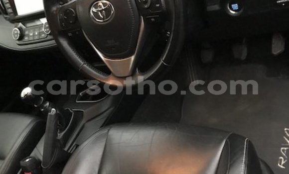 Acheter Occasion Voiture Toyota RAV4 Marron à Hlotse, Leribe Acheter Occasion Voiture Toyota RAV4 Marron à Hlotse, Leribe