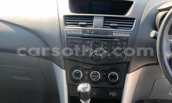 Sayi Na hannu Mazda BT-50 White Mota in Maseru a Maseru Sayi Na hannu Mazda BT-50 White Mota in Maseru a Maseru