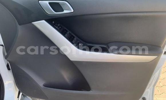 Sayi Na hannu Mazda BT-50 White Mota in Maseru a Maseru Sayi Na hannu Mazda BT-50 White Mota in Maseru a Maseru