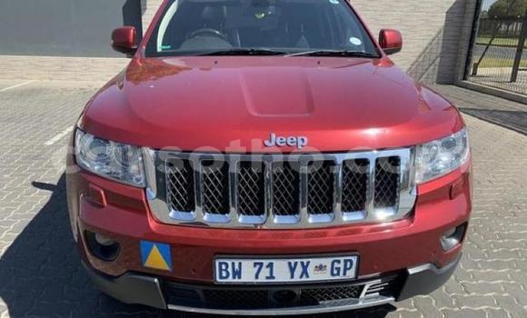 Sayi Na hannu Jeep Grand Cherokee Red Mota in Maseru a Maseru Sayi Na hannu Jeep Grand Cherokee Red Mota in Maseru a Maseru