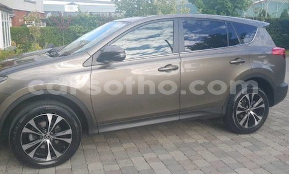 Acheter Occasion Voiture Toyota RAV4 Beige à Quthing, Butha-Buthe Acheter Occasion Voiture Toyota RAV4 Beige à Quthing, Butha-Buthe