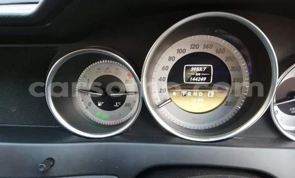 Acheter Occasion Voiture Mercedes-Benz C–Class Blanc à Maseru, Maseru Acheter Occasion Voiture Mercedes-Benz C–Class Blanc à Maseru, Maseru