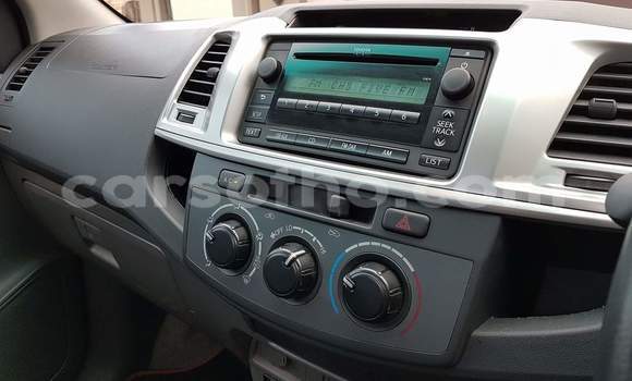 Acheter Occasion Voiture Toyota Hilux Blanc à Maseru, Maseru Acheter Occasion Voiture Toyota Hilux Blanc à Maseru, Maseru