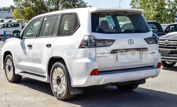 Sayi Imported Lexus LX White Mota in Import - Dubai a Maseru Sayi Imported Lexus LX White Mota in Import - Dubai a Maseru