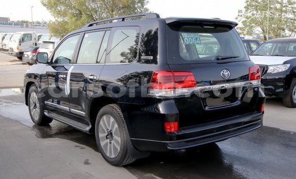 اشتري Imported Toyota Land Cruiser Black سيارة في Import - Dubai في Maseru اشتري Imported Toyota Land Cruiser Black سيارة في Import - Dubai في Maseru