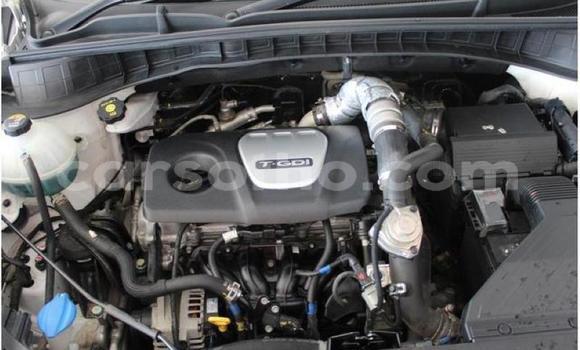 Sayi Na hannu Hyundai Tucson White Mota in Maseru a Maseru Sayi Na hannu Hyundai Tucson White Mota in Maseru a Maseru