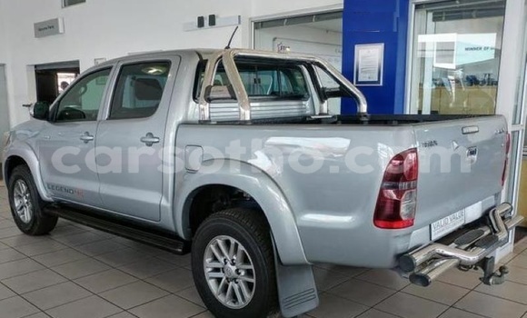 Buy Used Toyota Hilux Silver Car in Butha–Buthe in Thaba-Tseka Buy Used Toyota Hilux Silver Car in Butha–Buthe in Thaba-Tseka