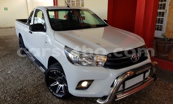 Acheter Occasion Voiture Toyota Hilux Blanc à Maseru, Maseru Acheter Occasion Voiture Toyota Hilux Blanc à Maseru, Maseru