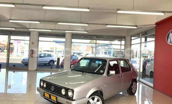 Sayi Na hannu Volkswagen Golf White Mota in Mafeteng a Mafeteng Sayi Na hannu Volkswagen Golf White Mota in Mafeteng a Mafeteng