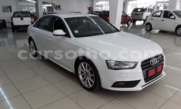 Sayi Na hannu Audi A4 White Mota in Hlotse a Leribe Sayi Na hannu Audi A4 White Mota in Hlotse a Leribe