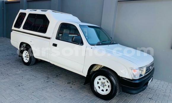 Acheter Occasion Voiture Toyota Hilux Blanc à Maseru, Maseru Acheter Occasion Voiture Toyota Hilux Blanc à Maseru, Maseru