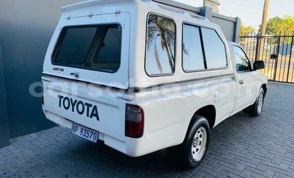 Acheter Occasion Voiture Toyota Hilux Blanc à Maseru, Maseru Acheter Occasion Voiture Toyota Hilux Blanc à Maseru, Maseru
