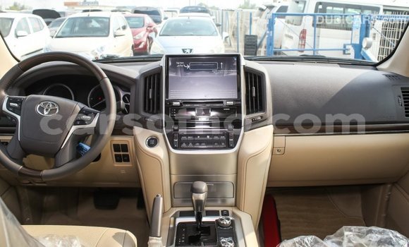 Sayi Imported Toyota Land Cruiser Other Mota in Import - Dubai a Maseru Sayi Imported Toyota Land Cruiser Other Mota in Import - Dubai a Maseru
