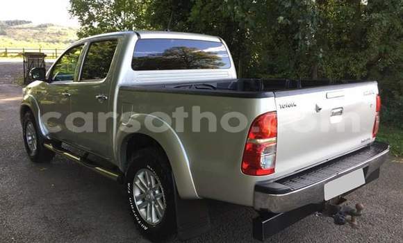Acheter Occasion Voiture Toyota Hilux Gris à Maputsoe, Leribe Acheter Occasion Voiture Toyota Hilux Gris à Maputsoe, Leribe