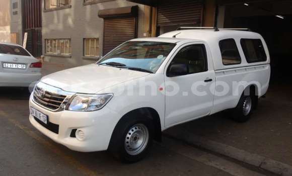 Acheter Occasion Voiture Toyota Hilux Blanc à Mafeteng, Mafeteng Acheter Occasion Voiture Toyota Hilux Blanc à Mafeteng, Mafeteng
