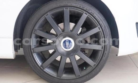 Sayi Na hannu Ford Fiesta White Mota in Maseru a Maseru Sayi Na hannu Ford Fiesta White Mota in Maseru a Maseru