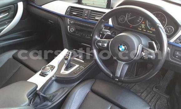 Acheter Occasion Voiture BMW 3–Series Bleu à Hlotse, Leribe Acheter Occasion Voiture BMW 3–Series Bleu à Hlotse, Leribe