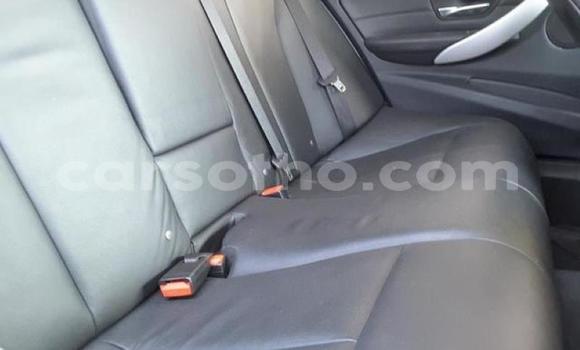Acheter Occasion Voiture BMW 3–Series Bleu à Hlotse, Leribe Acheter Occasion Voiture BMW 3–Series Bleu à Hlotse, Leribe