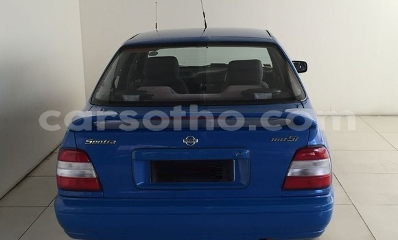 Sayi Na hannu Nissan Sentra Blue Mota in Maseru a Maseru Sayi Na hannu Nissan Sentra Blue Mota in Maseru a Maseru