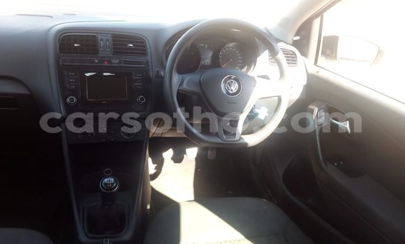 Sayi Na hannu Volkswagen Polo White Mota in Maseru a Maseru Sayi Na hannu Volkswagen Polo White Mota in Maseru a Maseru