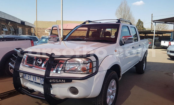 Acheter Occasion Voiture Nissan Hardbody Blanc à Mafeteng, Mafeteng Acheter Occasion Voiture Nissan Hardbody Blanc à Mafeteng, Mafeteng