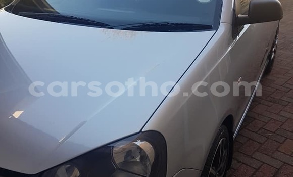 Acheter Occasion Voiture Volkswagen Polo Gris à Maputsoe, Leribe Acheter Occasion Voiture Volkswagen Polo Gris à Maputsoe, Leribe