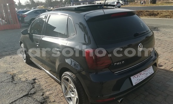 Acheter Occasion Voiture Volkswagen Polo Gris à Maputsoe, Leribe Acheter Occasion Voiture Volkswagen Polo Gris à Maputsoe, Leribe