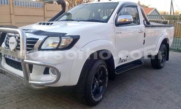اشتري مستعمل Toyota Hilux White سيارة في Maputsoa في Leribe اشتري مستعمل Toyota Hilux White سيارة في Maputsoa في Leribe