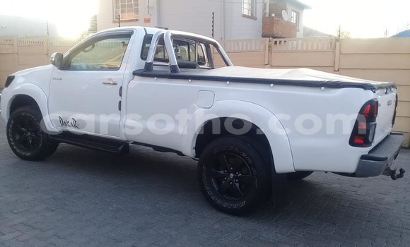 اشتري مستعمل Toyota Hilux White سيارة في Maputsoa في Leribe اشتري مستعمل Toyota Hilux White سيارة في Maputsoa في Leribe