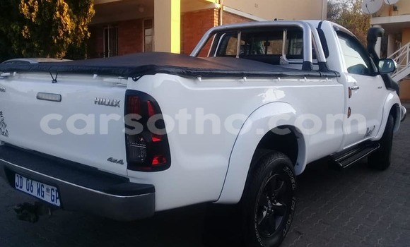 اشتري مستعمل Toyota Hilux White سيارة في Maputsoa في Leribe اشتري مستعمل Toyota Hilux White سيارة في Maputsoa في Leribe