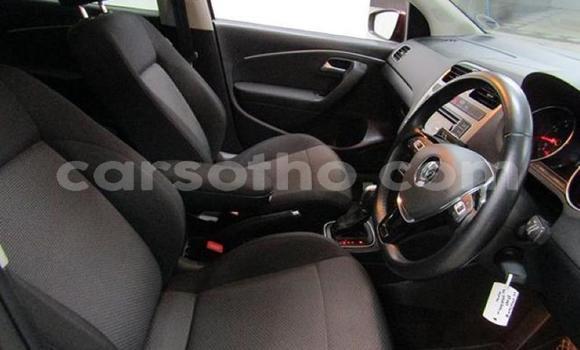 Acheter Occasion Voiture Volkswagen Polo Rouge à Hlotse, Leribe Acheter Occasion Voiture Volkswagen Polo Rouge à Hlotse, Leribe