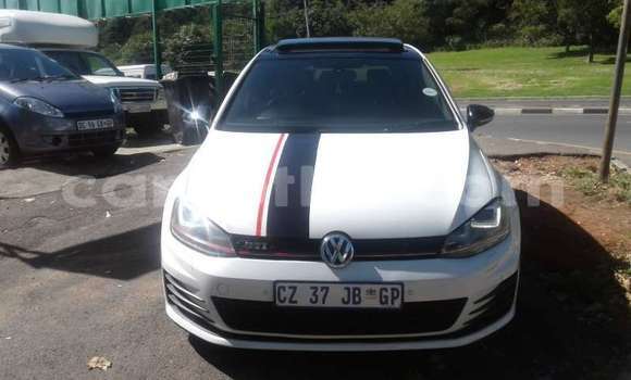 اشتري مستعمل Volkswagen Golf GTI White سيارة في Maputsoe في Leribe اشتري مستعمل Volkswagen Golf GTI White سيارة في Maputsoe في Leribe
