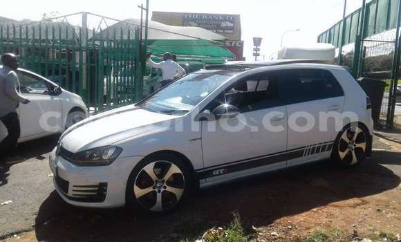 اشتري مستعمل Volkswagen Golf GTI White سيارة في Maputsoe في Leribe اشتري مستعمل Volkswagen Golf GTI White سيارة في Maputsoe في Leribe