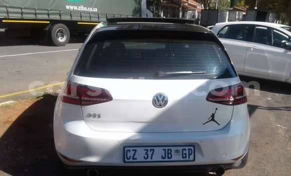 اشتري مستعمل Volkswagen Golf GTI White سيارة في Maputsoe في Leribe اشتري مستعمل Volkswagen Golf GTI White سيارة في Maputsoe في Leribe
