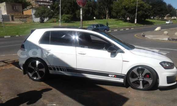 اشتري مستعمل Volkswagen Golf GTI White سيارة في Maputsoe في Leribe اشتري مستعمل Volkswagen Golf GTI White سيارة في Maputsoe في Leribe
