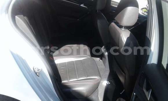 اشتري مستعمل Volkswagen Golf GTI White سيارة في Maputsoe في Leribe اشتري مستعمل Volkswagen Golf GTI White سيارة في Maputsoe في Leribe