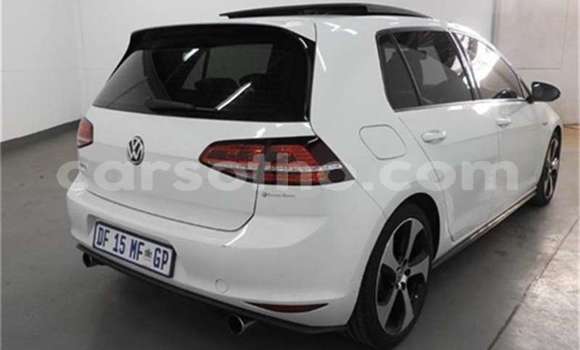 اشتري مستعمل Volkswagen Golf GTI White سيارة في Hlotse في Leribe اشتري مستعمل Volkswagen Golf GTI White سيارة في Hlotse في Leribe