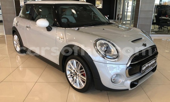 Buy Used Mini Cooper Silver Car in Butha–Buthe in Thaba-Tseka Buy Used Mini Cooper Silver Car in Butha–Buthe in Thaba-Tseka