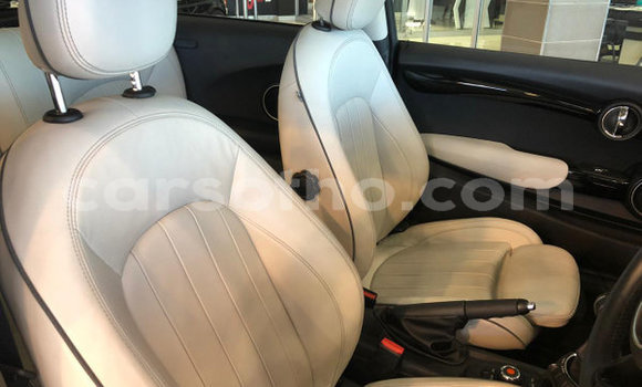 Buy Used Mini Cooper Silver Car in Butha–Buthe in Thaba-Tseka Buy Used Mini Cooper Silver Car in Butha–Buthe in Thaba-Tseka