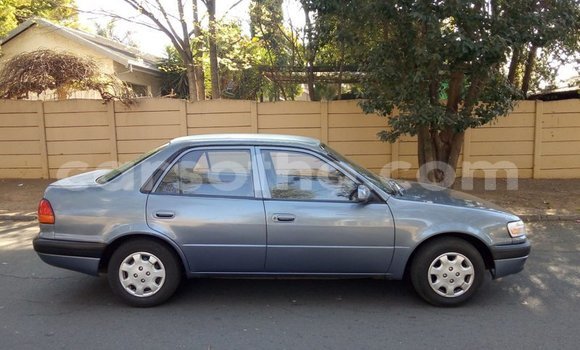 Sayi Na hannu Toyota Corolla Blue Mota in Maputsoe a Leribe Sayi Na hannu Toyota Corolla Blue Mota in Maputsoe a Leribe