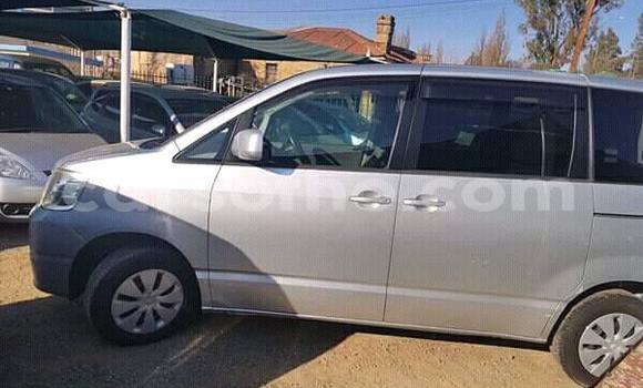 Buy Used Toyota Noah Silver Car in Maseru in Maseru Buy Used Toyota Noah Silver Car in Maseru in Maseru