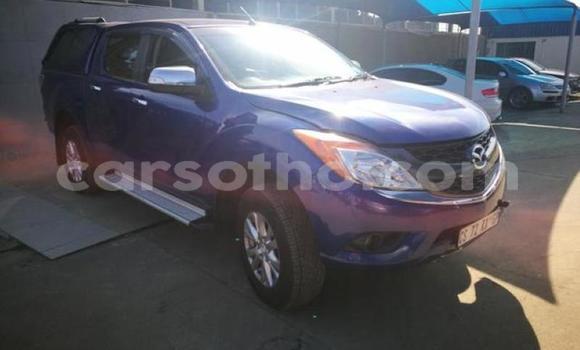اشتري مستعمل Mazda BT-50 Blue سيارة في Maseru في Maseru اشتري مستعمل Mazda BT-50 Blue سيارة في Maseru في Maseru