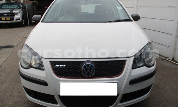 Acheter Occasion Voiture Volkswagen Polo Blanc à Maputsoa, Leribe Acheter Occasion Voiture Volkswagen Polo Blanc à Maputsoa, Leribe