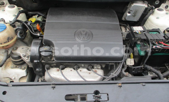 Acheter Occasion Voiture Volkswagen Polo Blanc à Maputsoa, Leribe Acheter Occasion Voiture Volkswagen Polo Blanc à Maputsoa, Leribe